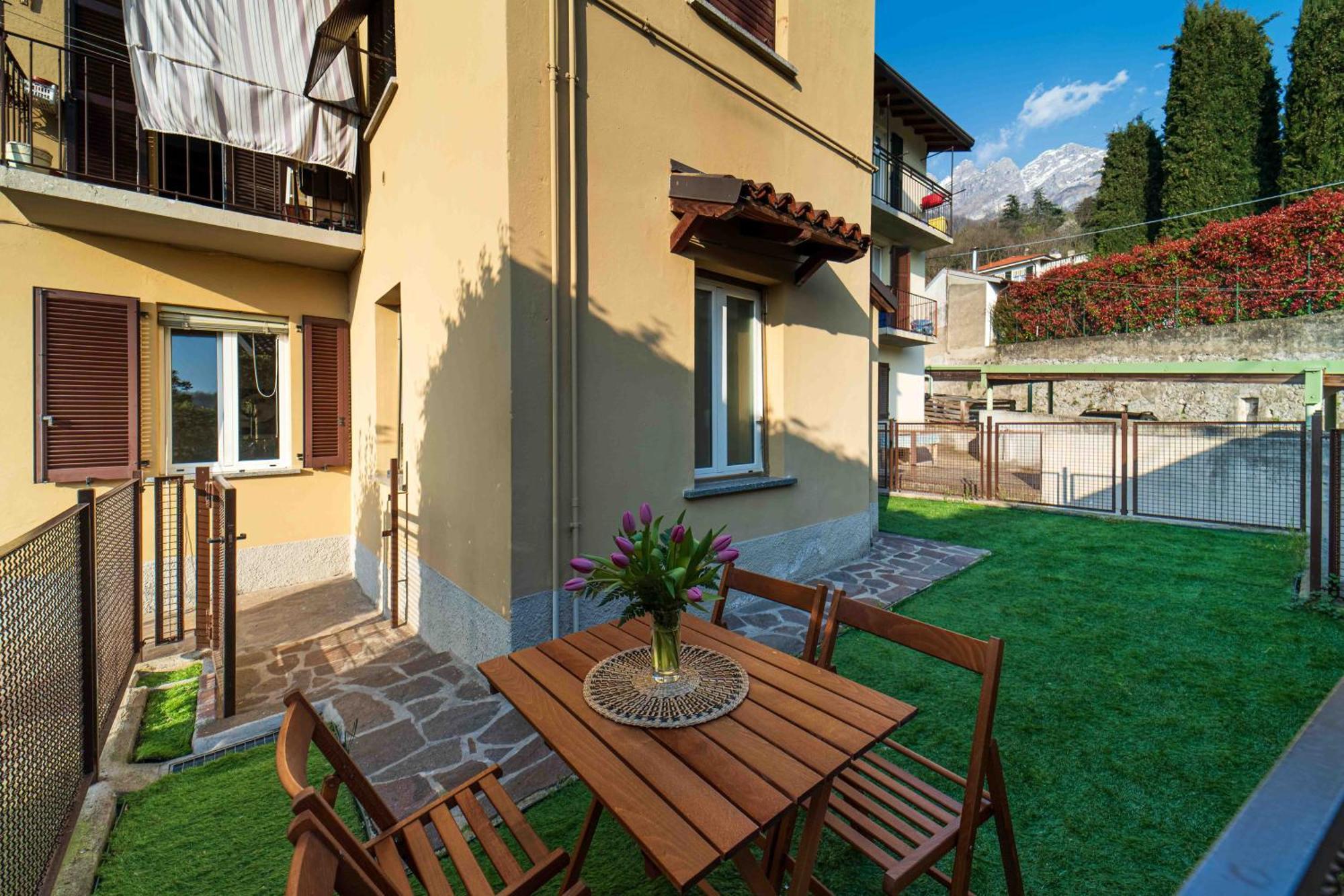 Moonlight - Lecco Getaway Lägenhet Exteriör bild